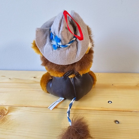 Lion Plush in Bavarian Trachten Style Lederhosen and Hat Stuffed Animal Toy - Picture 3 of 8